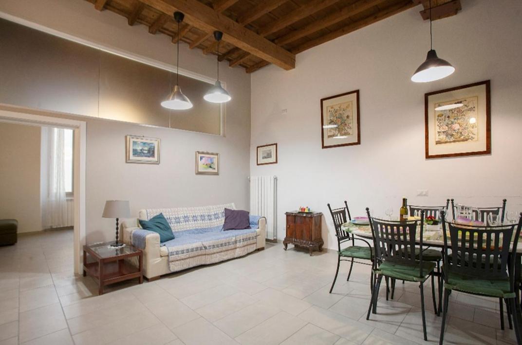 Lg House With Balcony Near Ponte Vecchio Apartment Florence Exterior photo